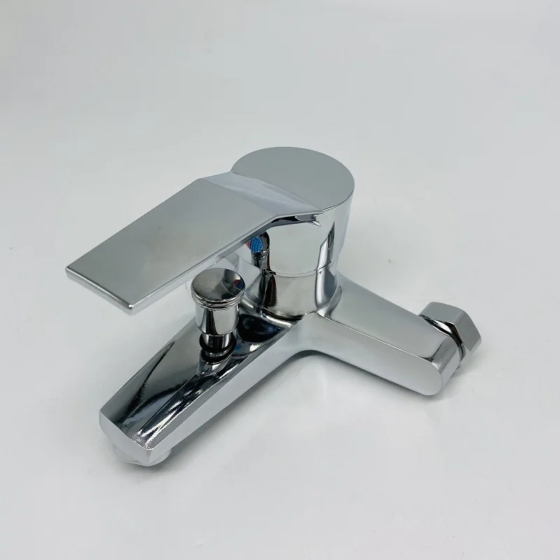 

Zinc Alloy Bathtub Mixing Valve Triple Shower Tap Faucet