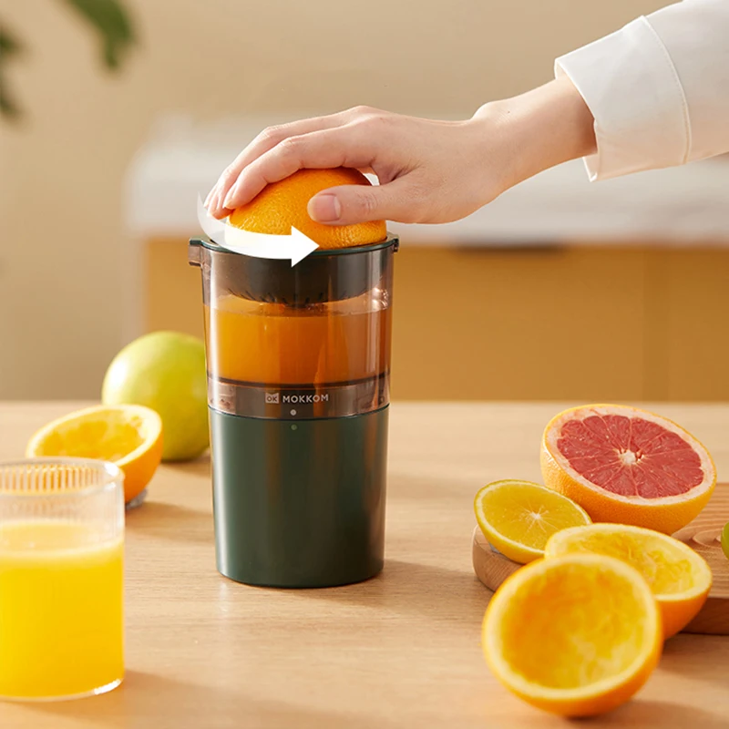 

2000mAh Electric Slow Juicer Portable Juicing Cup Orange Juicer Lemon Juice USB Chargeable Squeezer Pressure Fruit Juicer 250ml