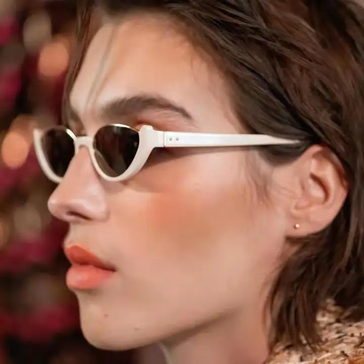 

2022 Cateye Sunglasses Women Sexy Retro Small Cat Eye Sun Glasses Metal Brand Designer Colorful Eyewear for Female Oculos De Sol
