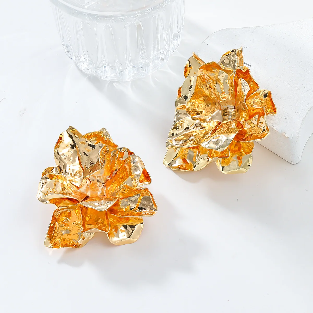 Большие геометрические серьги-гвоздики для женщин металлические цветы новый