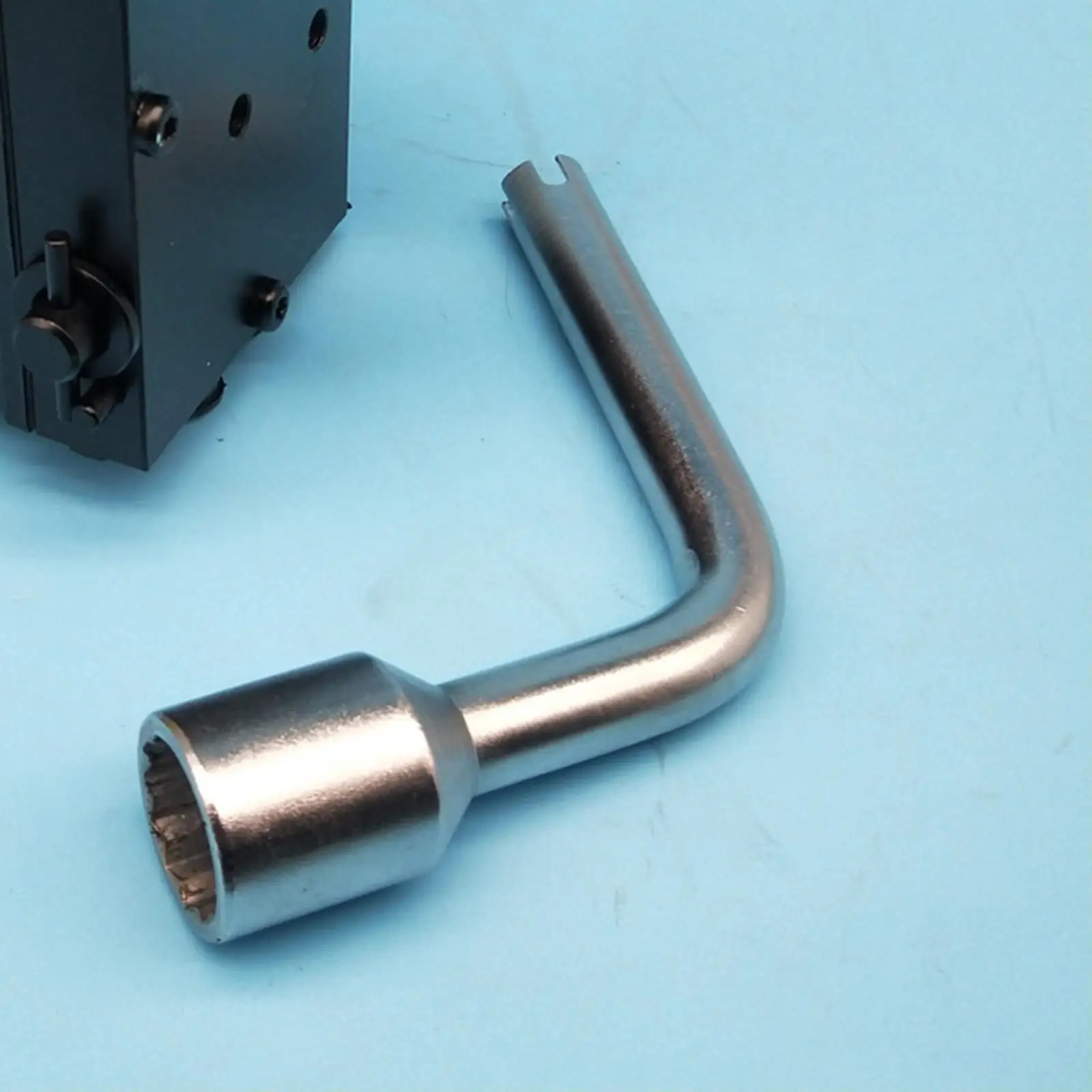 Рычаг ключа для кабины грузовика наклона 22 мм Замена 20806927 Прочный металлический