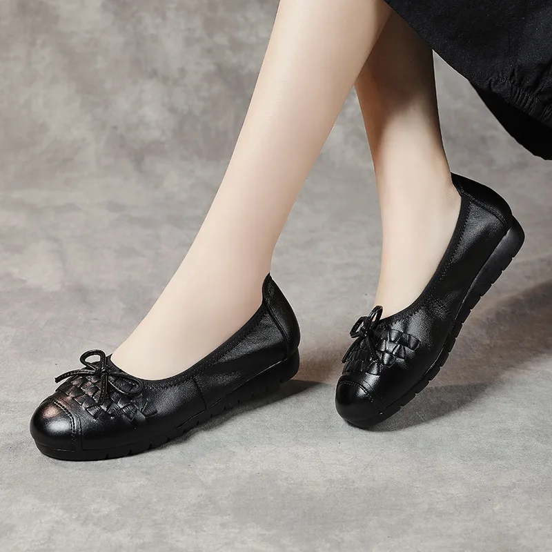 

Туфли женские из натуральной кожи, мягкая удобная повседневная обувь на плоской подошве, цвет черный/белый, модель A4297, весна-лето