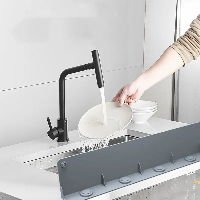 

Sink Splash Water Barrier Pool Flaps Creative Kitchen Gadgets
