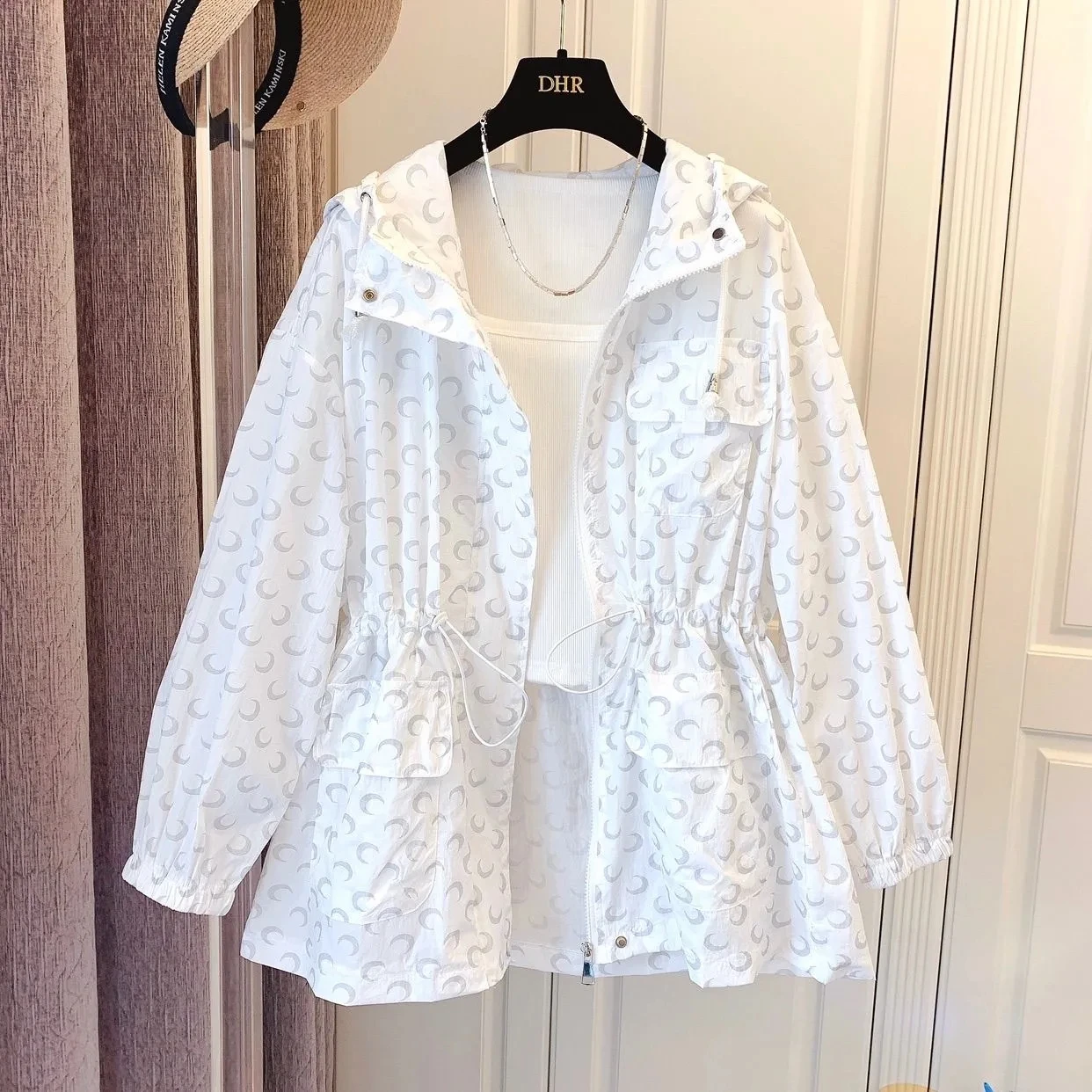 

Korean Women Loose Casual Coat Print Mid-length Windbreaker Sunscreen Shirt Cardigan Female Jacket Spring Summer New Basic Coat