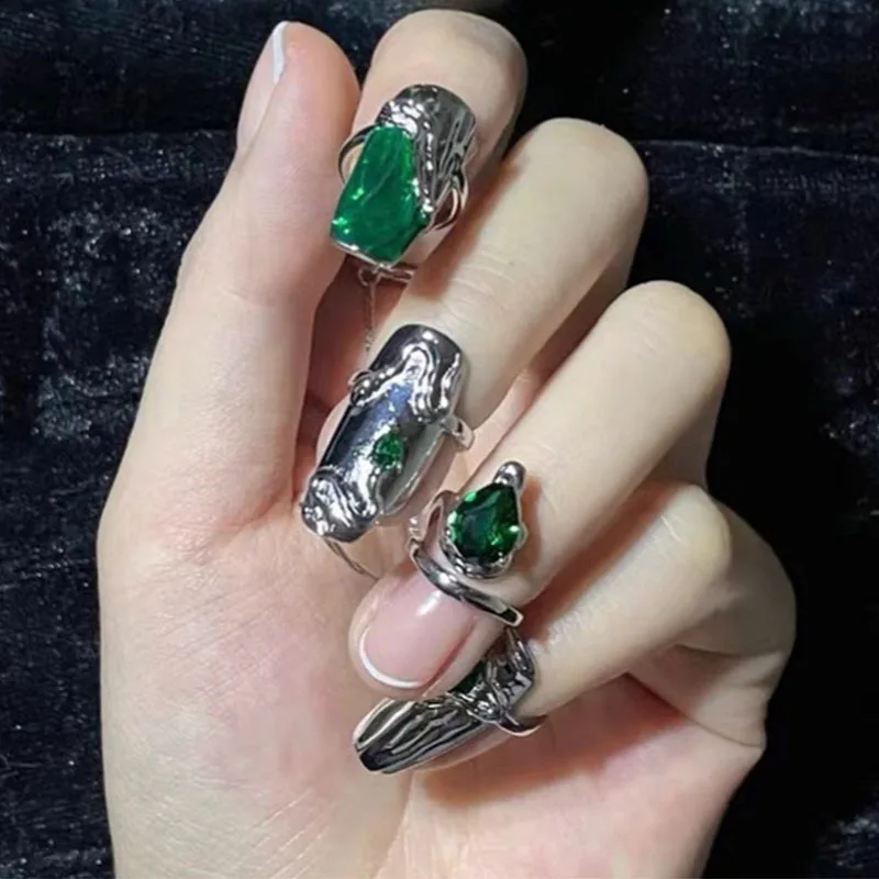 

Retro Style Crystal Fingertip-ring Design Nail Ring Jewelry One-piece Suit Female