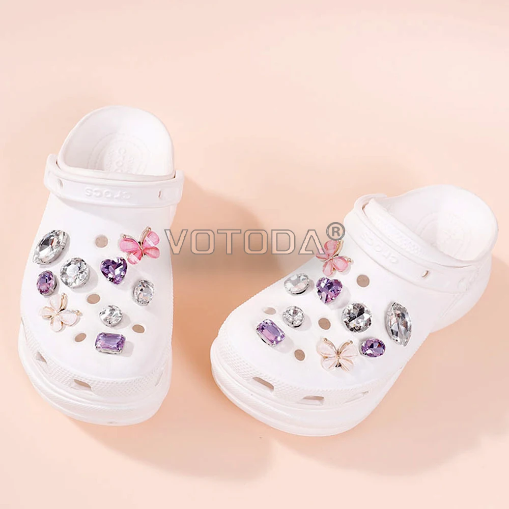2022 New 1 Set Cute Croc Charms Brand Designer Shoes Charms JIBZ Bling Crocs Accessories Fashion Rhinestone Bow Shoe Decorations