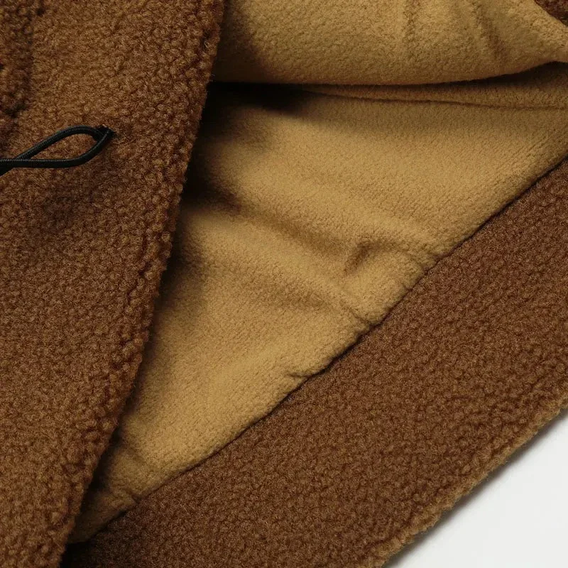 Мужская флисовая куртка на молнии с вышивкой из овечьей шерсти