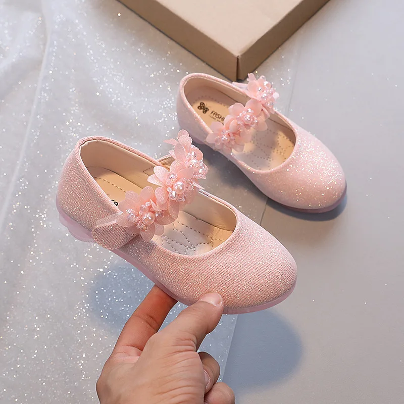 

Pink Shiny Girls Children Artificial Flower 2023 Simple and Versatile Korean Princess Fashion Mary Jane for Party Wedding Shows