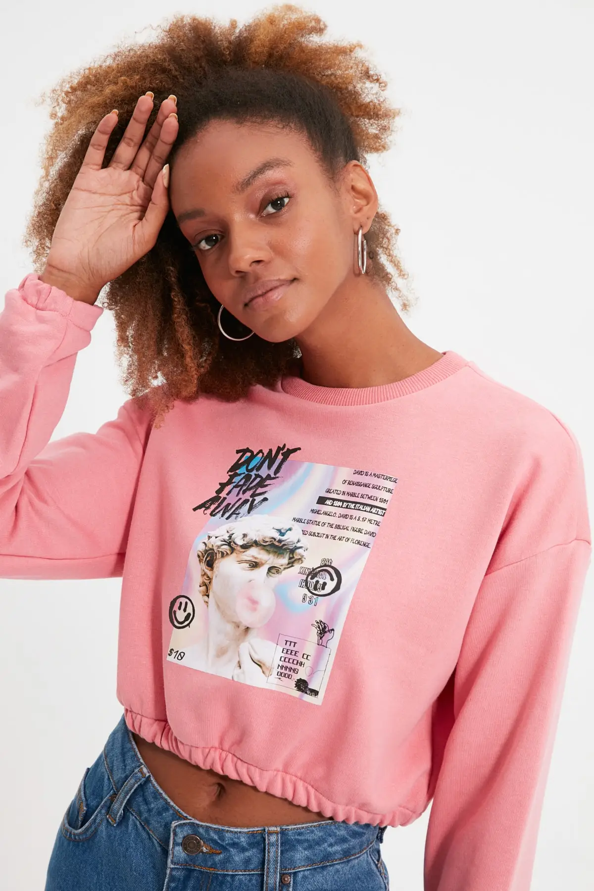 

Hoodies & Sweatshirts