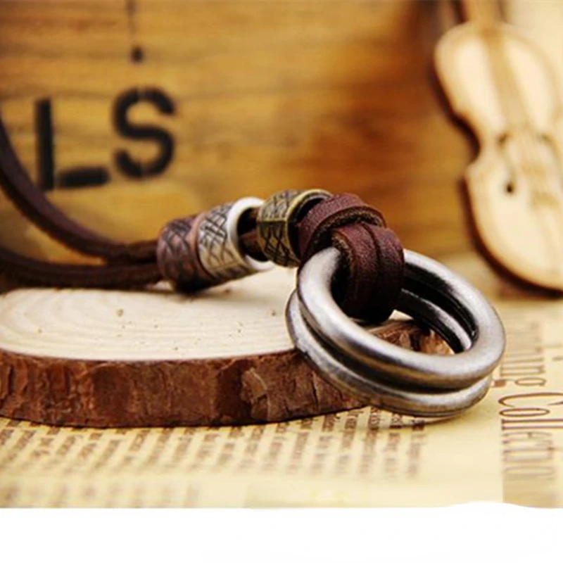 

Fashion Simple Ring Pendant Leather Necklaces For Men and Women Party Holiday Gift Vintage Adjustable Sweater Chain Punk Jewelry
