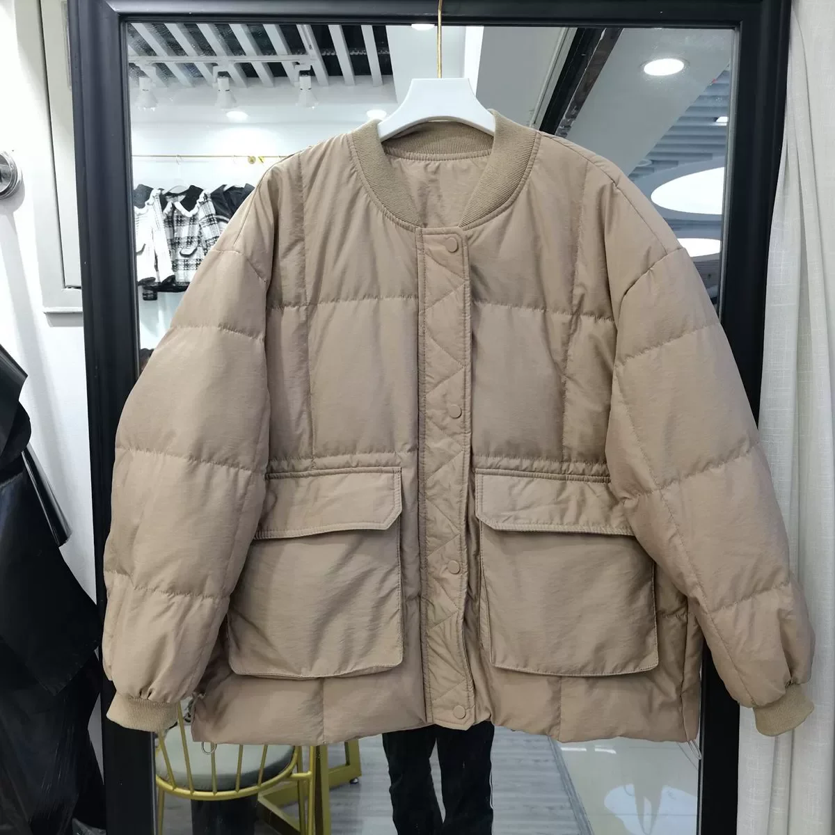 Polychrome 2023 New Big Pocket Short Down Jacket Coat, Women's White Duck Down Baseball Uniform Casual Coat
