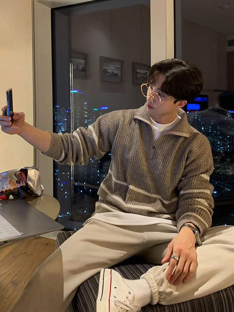 Мужской вязаный свитер с лацканами универсальный Полосатый пуловер в Корейском