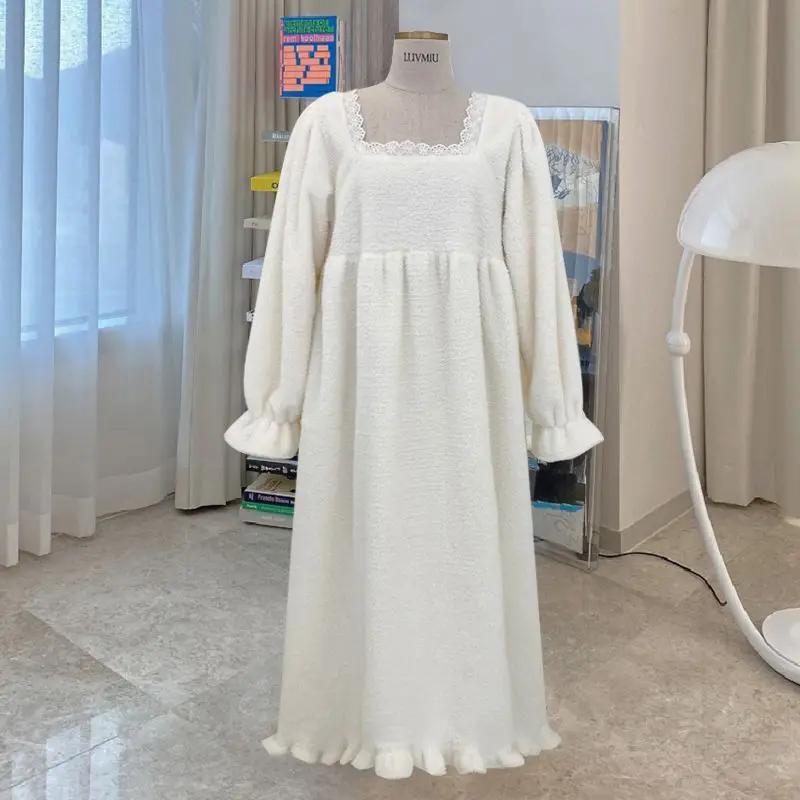 Lolita Flannel Nightgowns Winter Warm Pajamas Korea Long Gowns Coral Fleece Women Kawaii Long-sleeve Sleepwear Velvet Loungewear