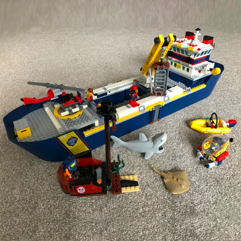 

IN STOCK 60266 Marine Research Vessel Building Block Bricks Urban Ocean Reconnaissance Ship Model Toys For Kids Birthday Gifts