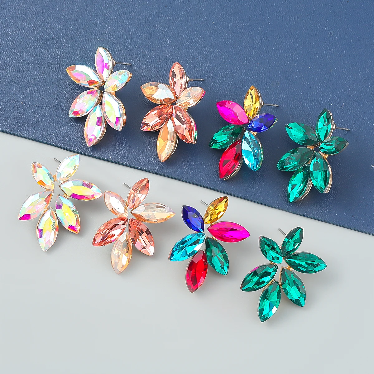 

JIJIAWENHUA New Multicolor Rhinestone Water Drop Stud Earrings Women's Earrings Simple Fashion Statement Cute Earrings Jewelry