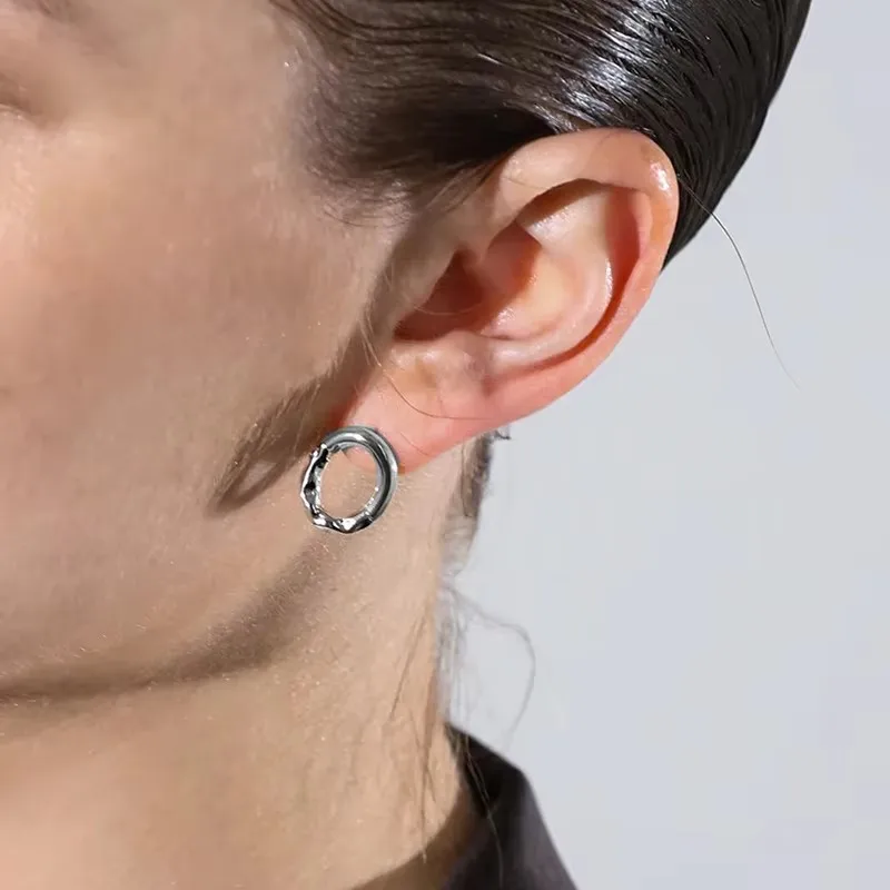 Минималистичные серьги-гвоздики золотого серебряного цвета с геометрическим