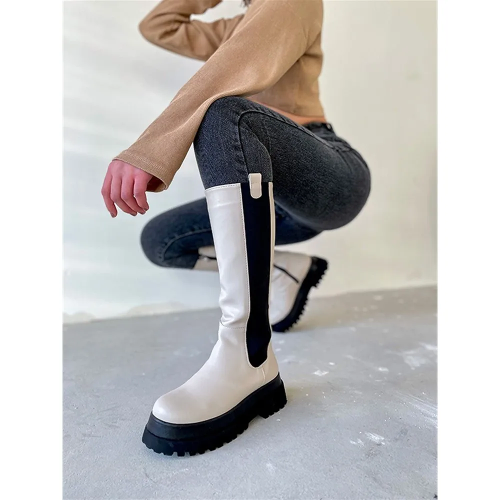 

Larry Beige Rubber Detaylı Thick Bottom Female Boots