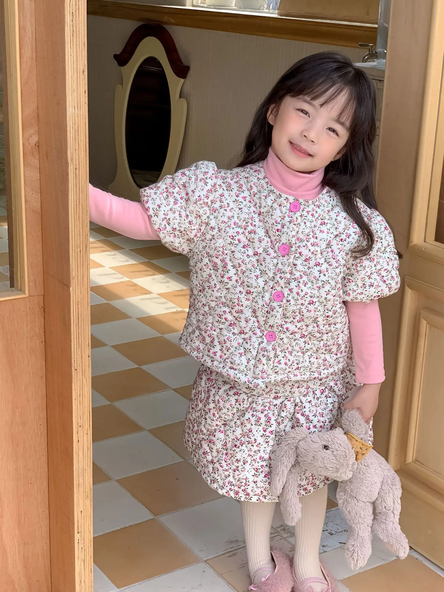 

Зимние комплекты детской одежды, детские парки с цветочным принтом для маленьких девочек, куртка + юбка с хлопковой подкладкой, милый костюм из двух предметов, наряды