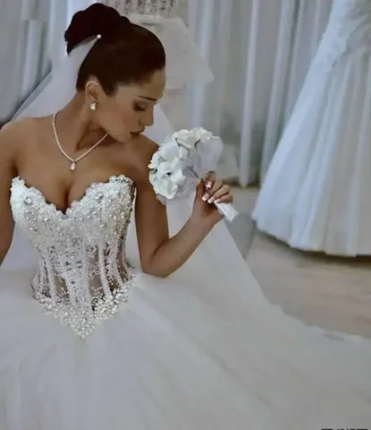 Свадебное платье LOVEYING классического стиля