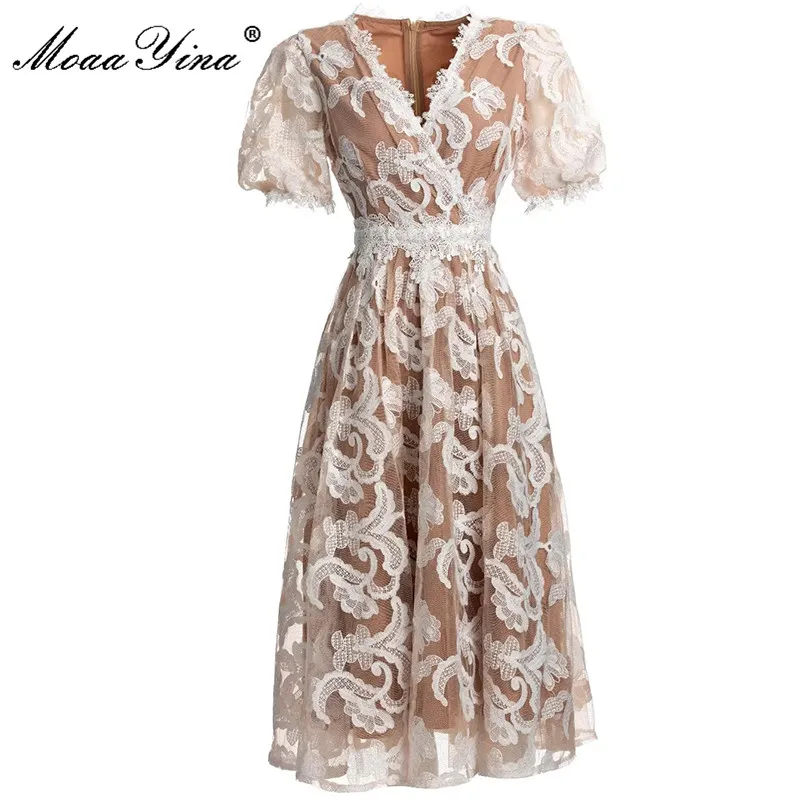 MoaaYina Fashion Designer dress Summer Women's Dress V Neck Short sleeve Lace Mesh Embroidery Vintage Party Dresses