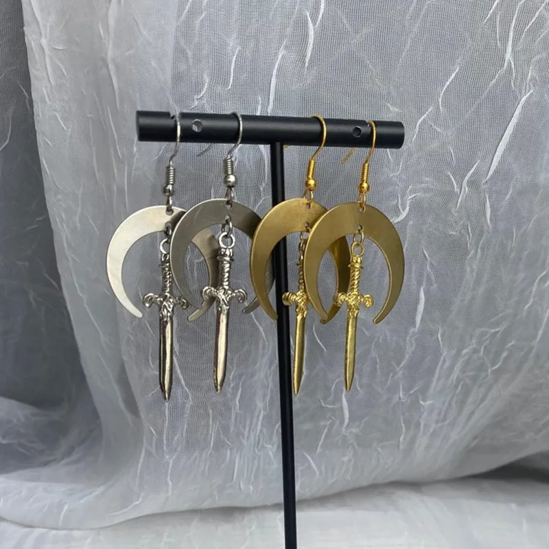 

New Hot Selling Golden Moon Dagger Pendant Accessories Earrings Pendant Jewelry Gifts for Military Fans