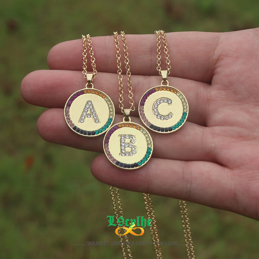 A-Z начальной кулон ожерелье Золотое покрытие на длинной цепочке виде