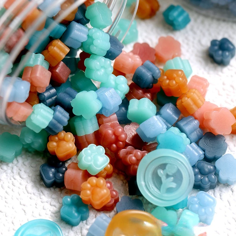 

Cat Paw Translucent Sealing Wax Seal Stamp Wax Beads 150pcs for Lovers Craft New Year Gift Wedding Invitation Envelop Stamper