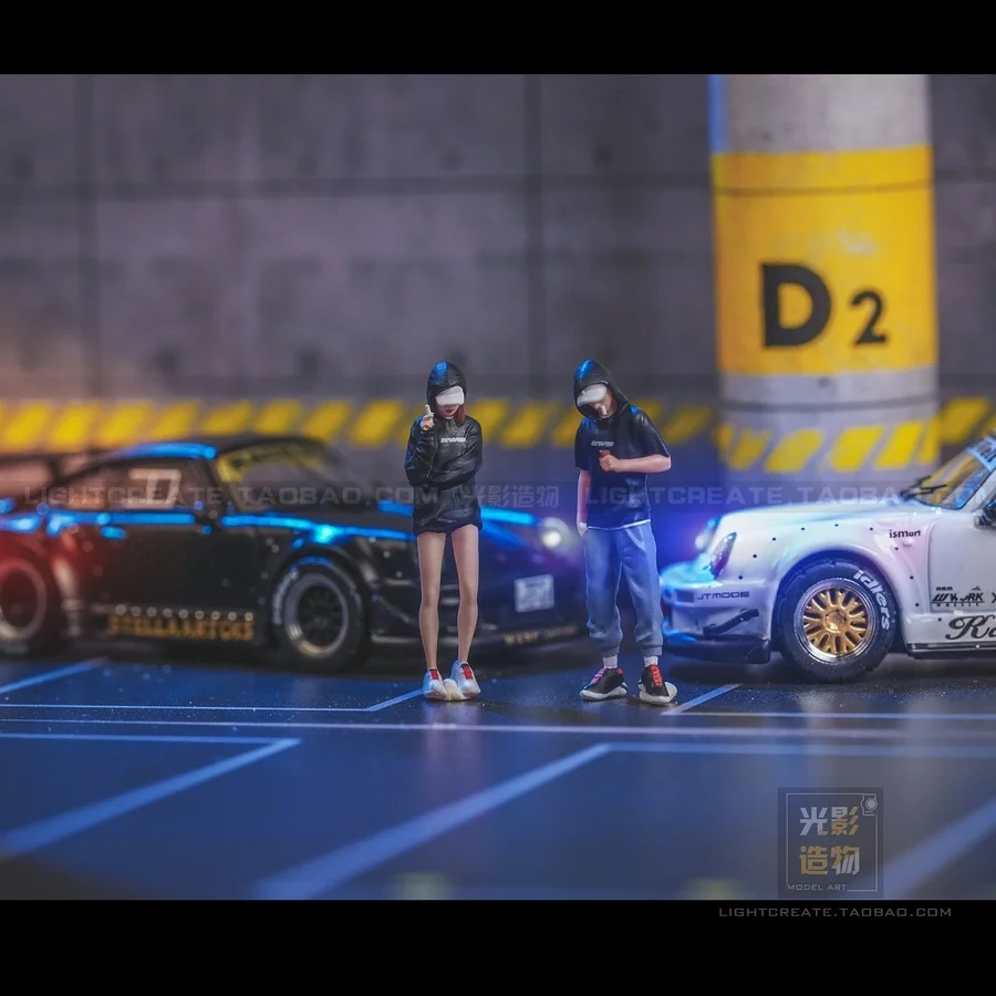 

1:64 doll model tide cool men and women rwb theme micro landscape shooting props car model scene layout decoration resin figure