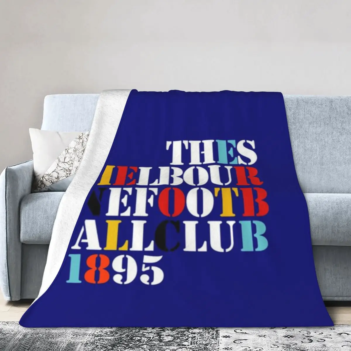 ФУТБОЛЬНЫЙ КЛУБ THE SHELBOURNE 1895. Ультрамягкое одеяло из микрофлиса.