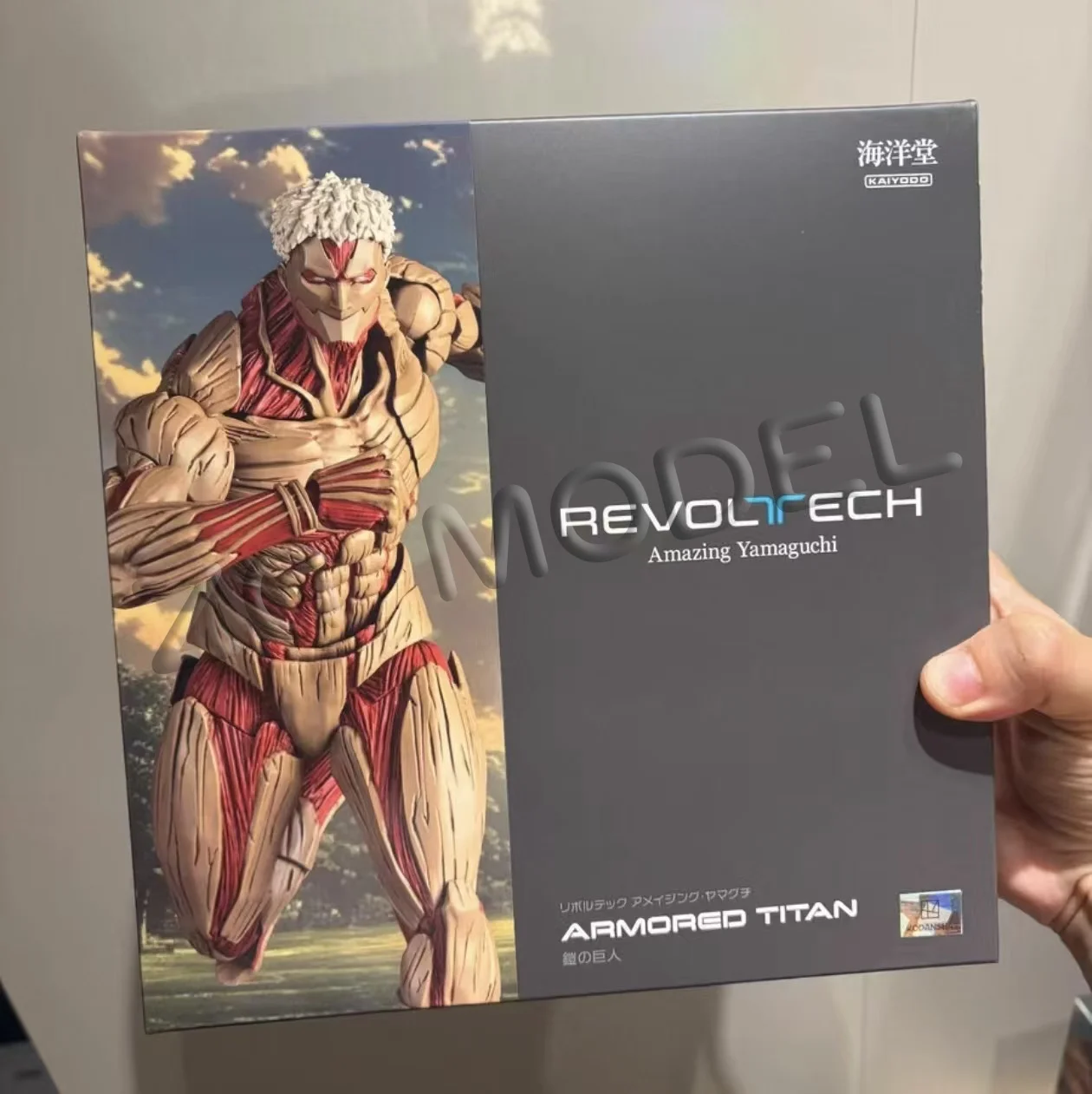 Фото Kaiyodo Revoltech Amazing Yamaguchi Beast Titan Eren Jaw Armored Female №5