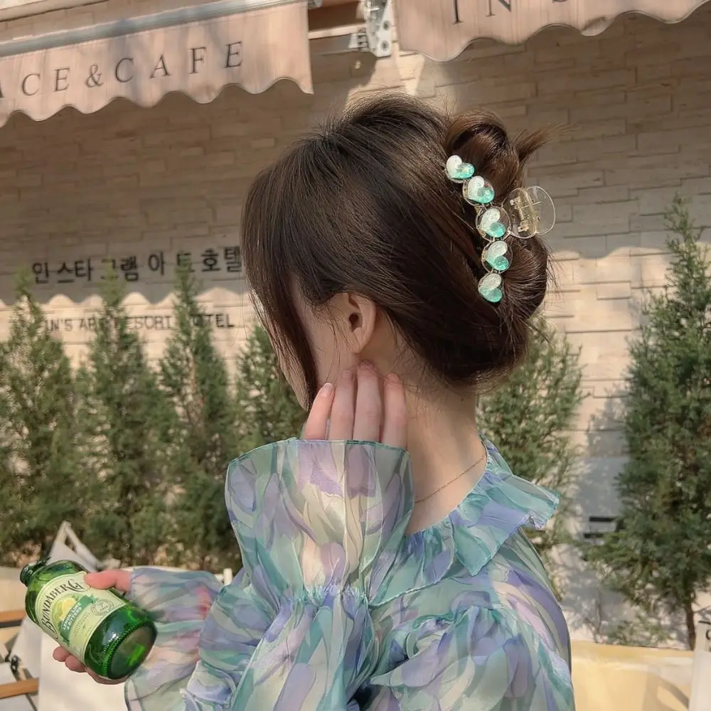 

Spring Hair Claw Transparent New Heardress Fashion Headwear Lovely Hair Clips Korean Shark Clips Women Hair Claw Heart