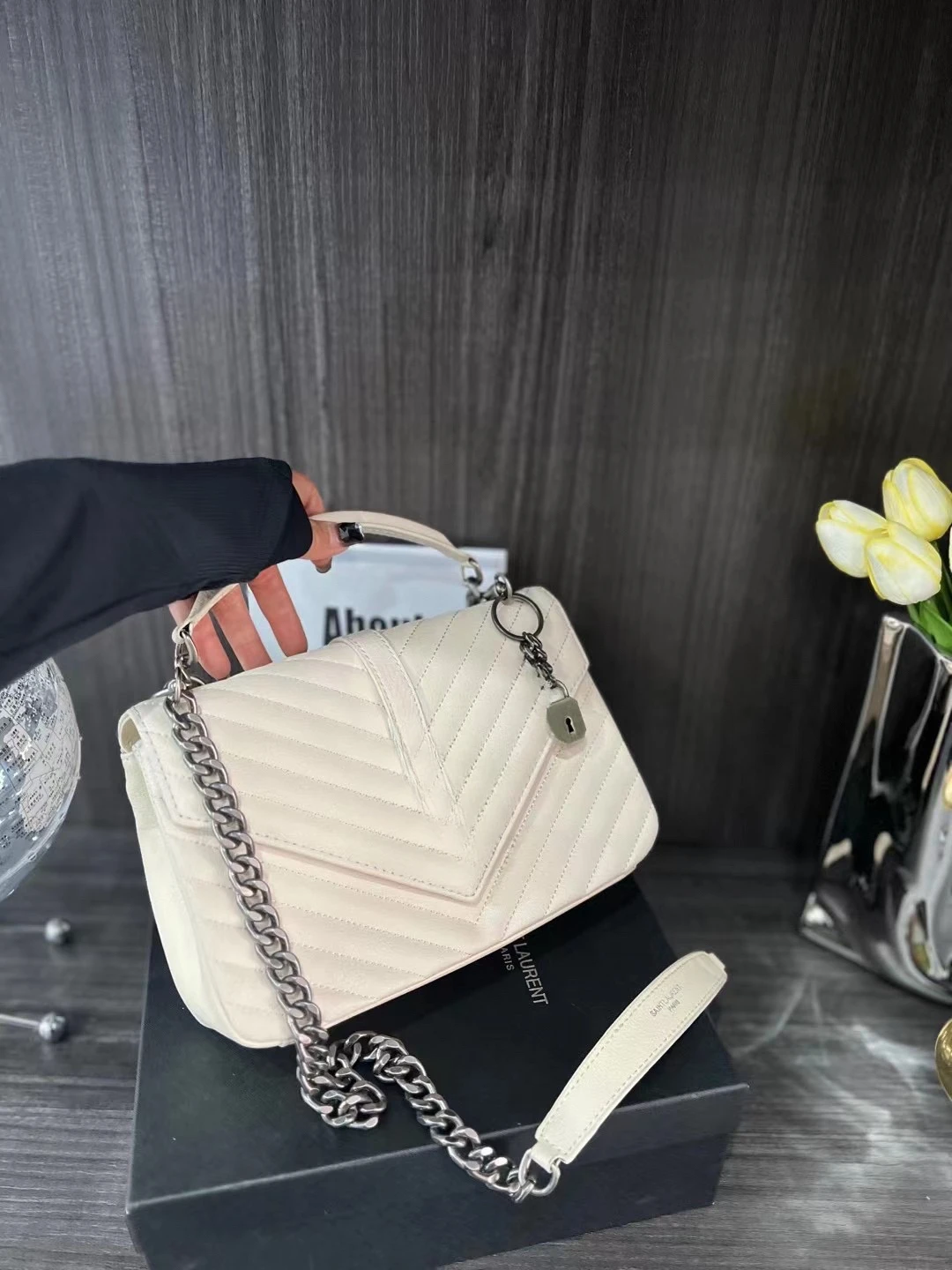 

Большая брендовая роскошная сумка-мессенджер, сумка-конверт на цепочке, сумка-тоут с V-образной вышивкой, стильные сумки через плечо и сумка
