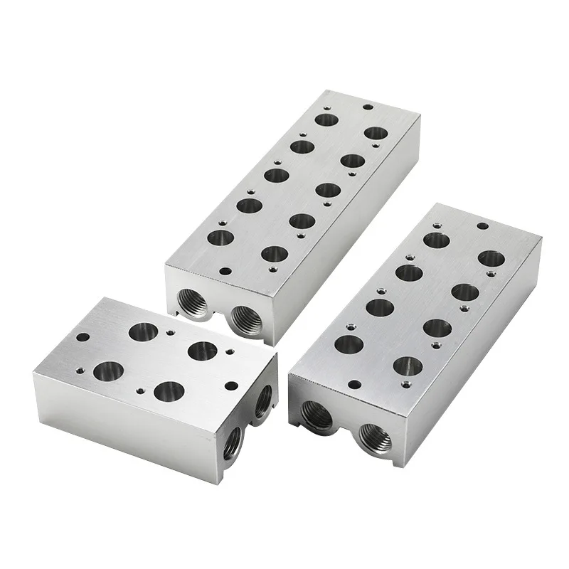 

Основание для пневматического коллектора Airtac, 2 - 15 станций, серии 3V100, 3V200, 1/4 дюйма, с резиновыми винтами, для клапанов 3v110-06, 3v210-08