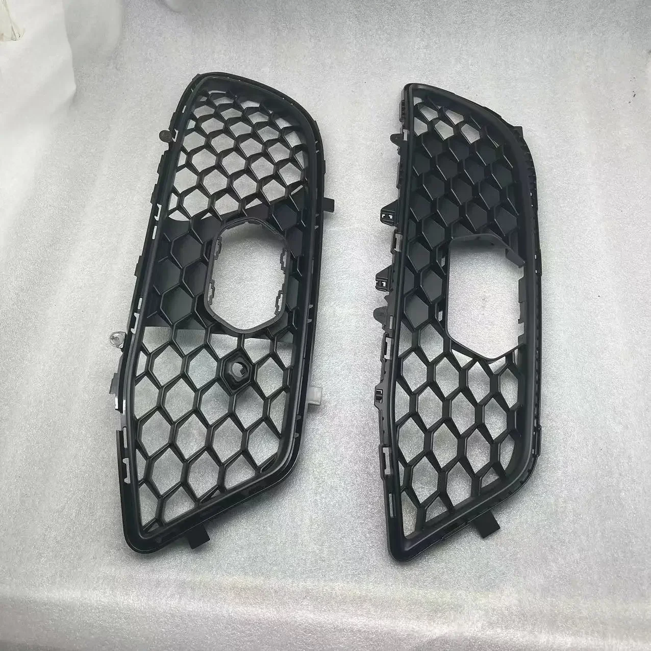 Автомобильные запчасти для alfa romeo пневматическая сетка переднего бампера 156150913