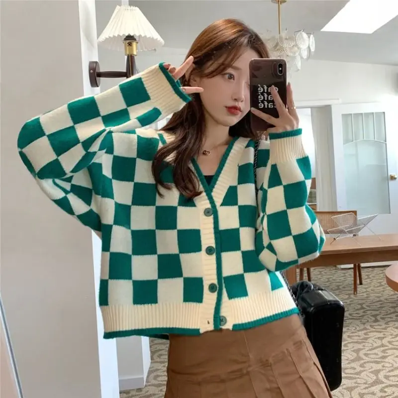 

Women Soft Knitted V-Neck Single Breasted Long Sleeve Cardigan Female Stylish Knitwear Top Ladies Plaid Print Cardigans G249