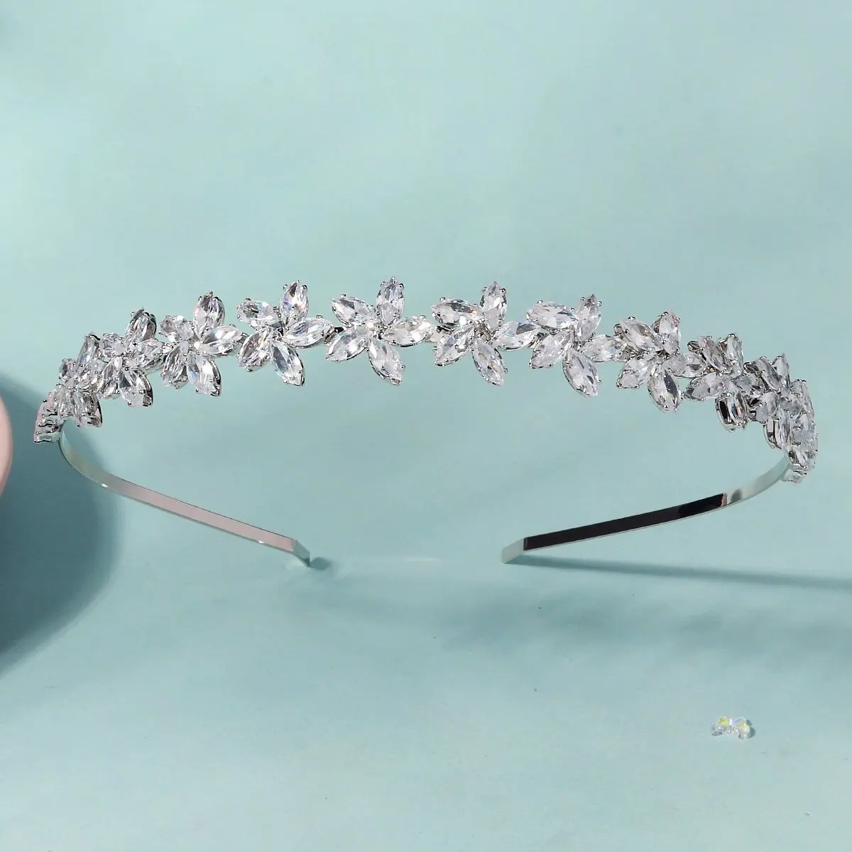 SLBRIDAL модный очаровательный модный кристалл и стразы циркон для женщин и девочек тиара повязка на голову Queen Party CZ наклейка для волос украшения для волос (art.: 3920cf4723d08) - 3920cf4723d08