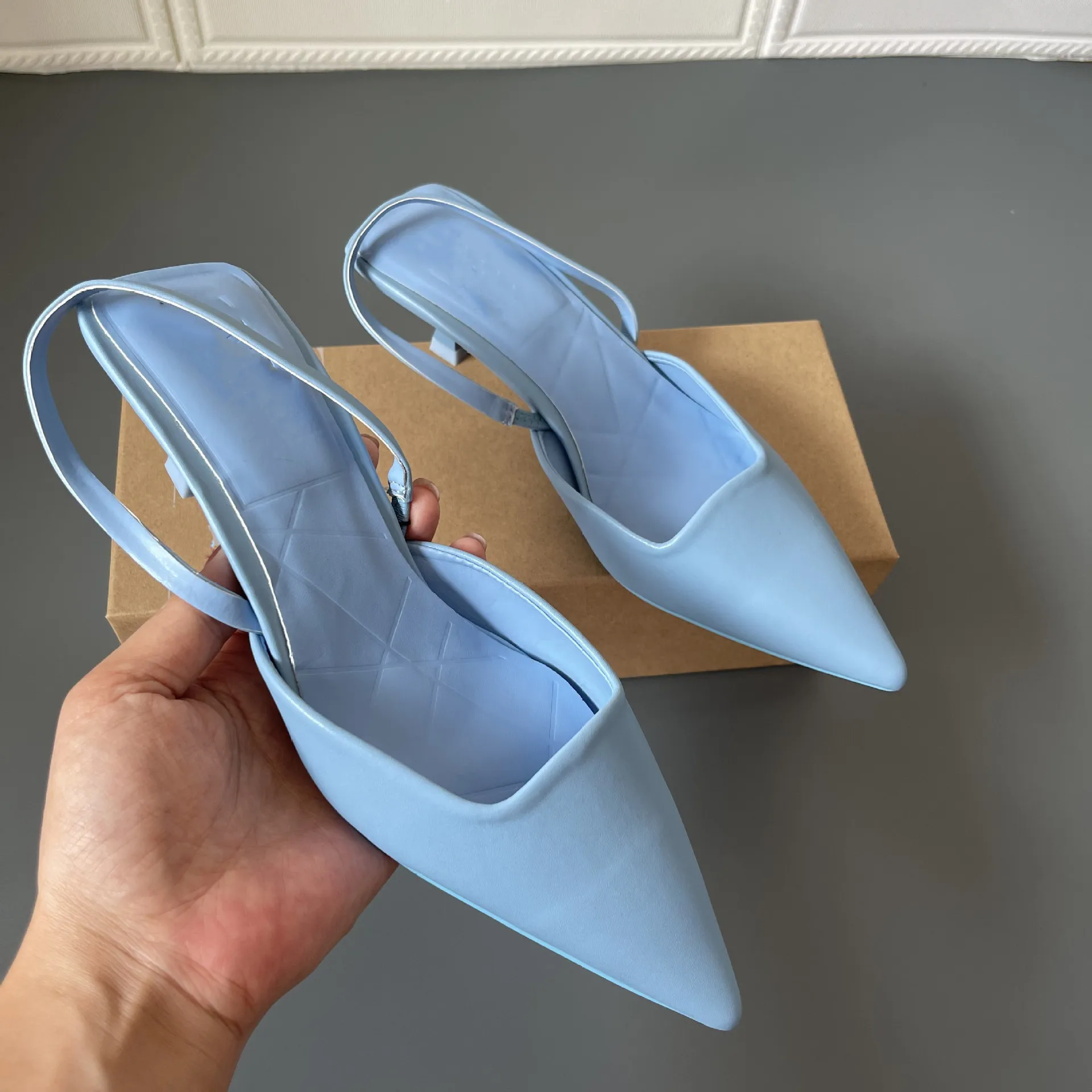 

Comemore New Women Sandal Shoes with Heel Thin Low Heel 4cm Pumps Dress Shoe Ladies Fashion Pointed Toe Shallow Slingback Mules