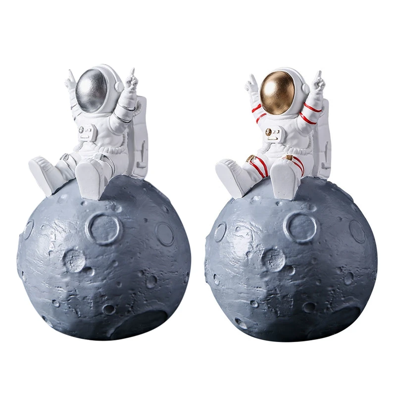 

Modern Astronaut Figurines Resin Embellishments Spaceman Model Piggy Bank Vivid Aesthetic Living Room Decoration