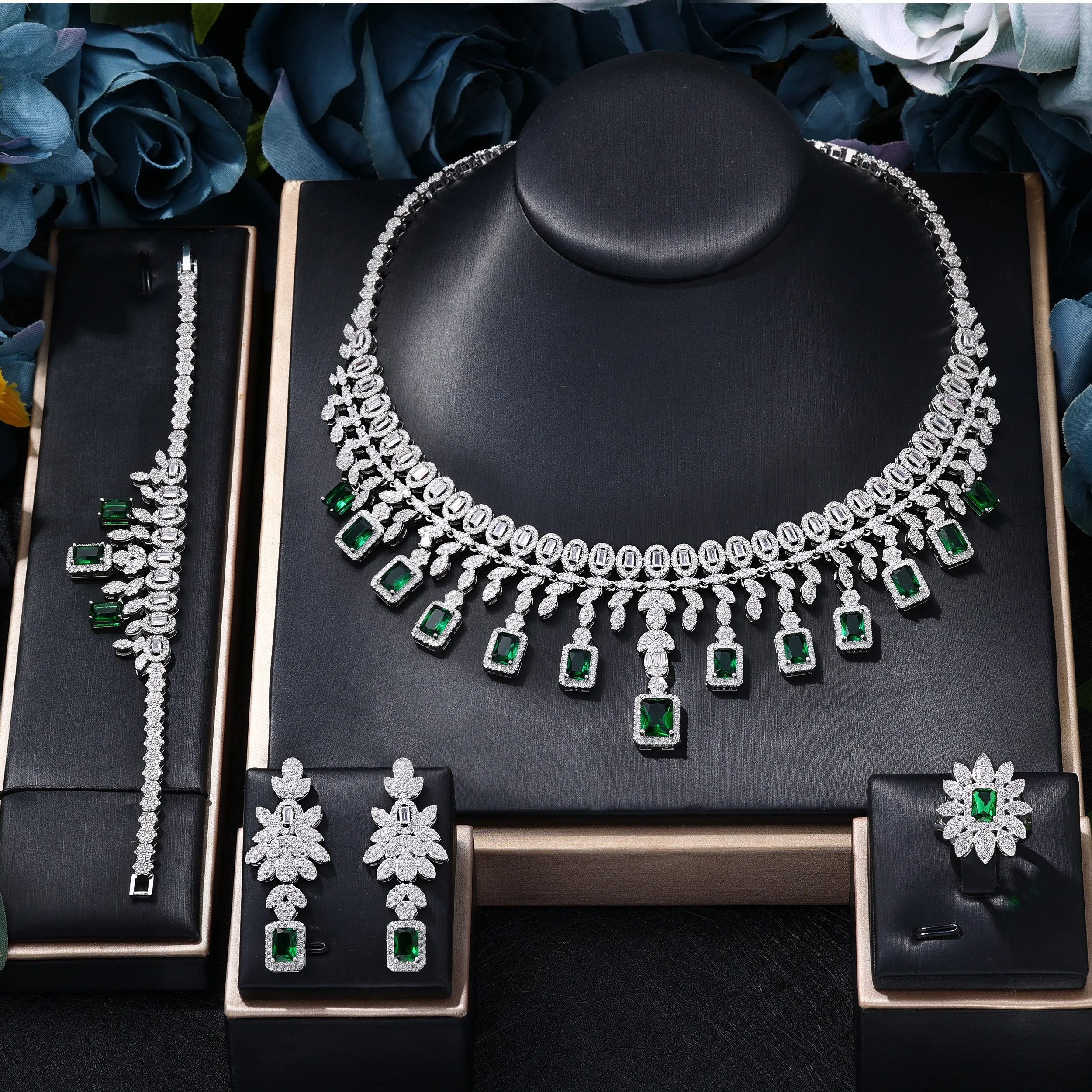 

2023 New Green 4-Piece CZ African Necklace Women's Wedding Party Earrings Nigerian Indian Dubai Bridal Jewelry Set