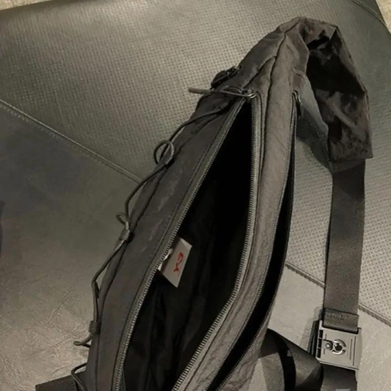 Рисунок 4 - Нагрудная сумка Y3 для мужчин и женщин