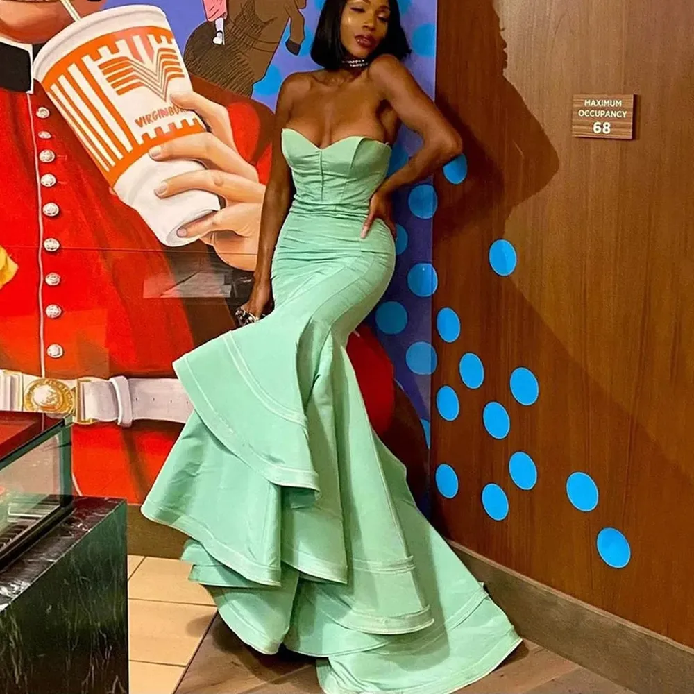 

Green Mermaid Long Prom Dresses Tiered Formal Evening Gowns For Women Party Dress Special Night Club Outfits