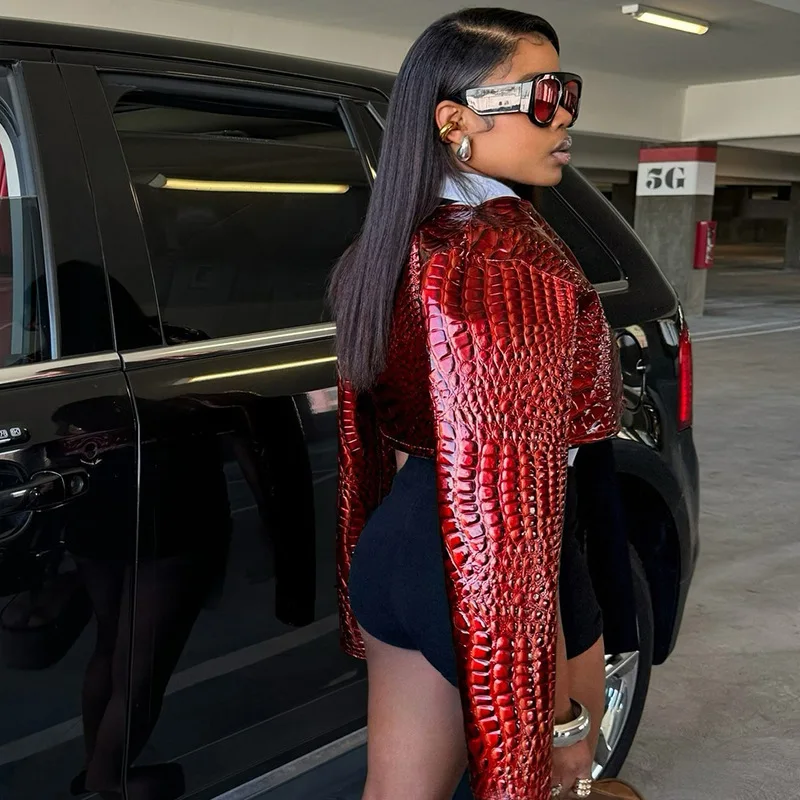 Хипстерский осенний тренд уличная одежда со змеиным принтом и длинными рукавами