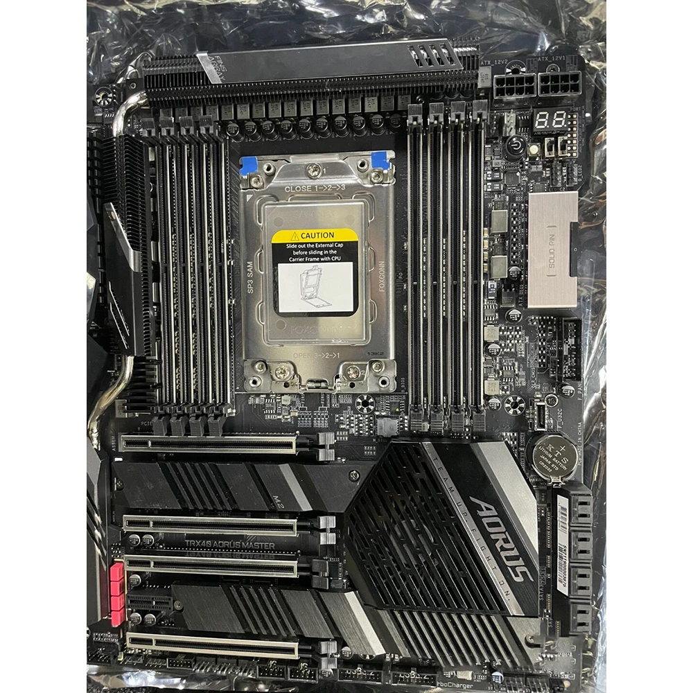 

TRX40 AORUS MASTER New For GIGABYTE XL-ATX PC Motherboard Supports 3rd Gen AMD Ryzen Threadripper Processors Socket sTRX4