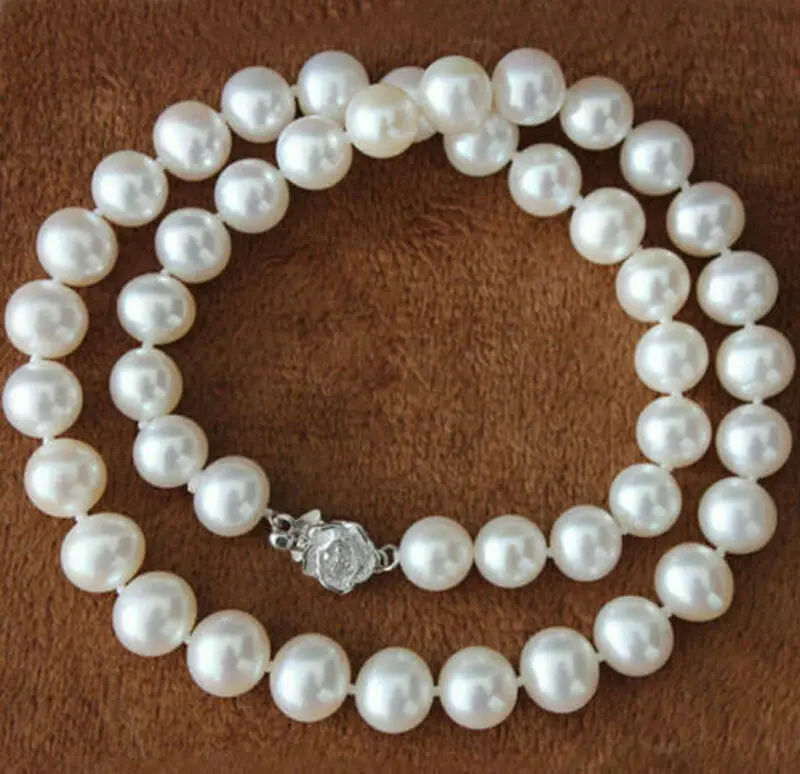

Long 25" 8-9mm Natural White South Akoya Sea Pearl Necklace