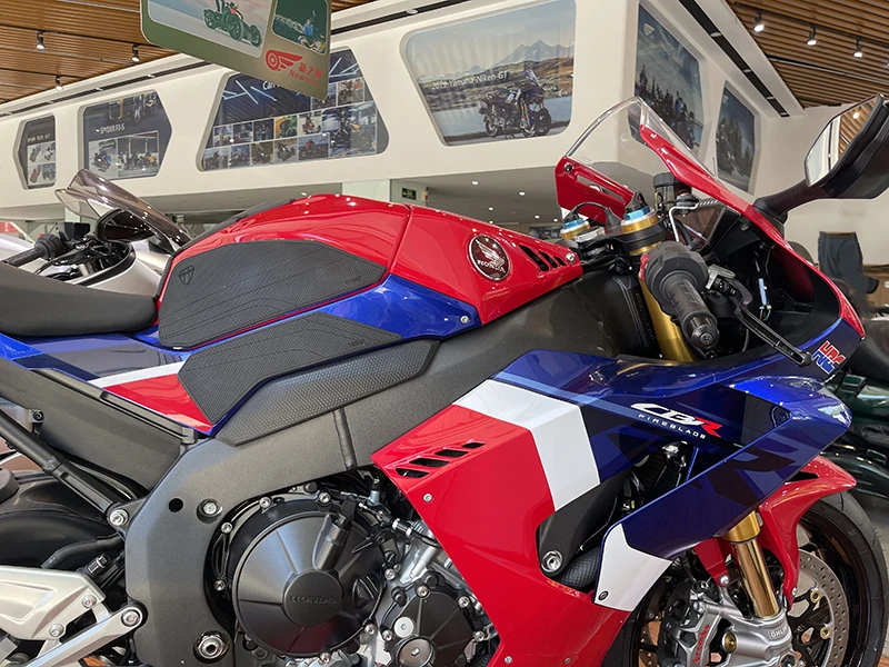 Фото Наклейка для Honda CBR1000RR-R SP CBR1000RRR, наклейка с газовым наколенником, новая модель №5