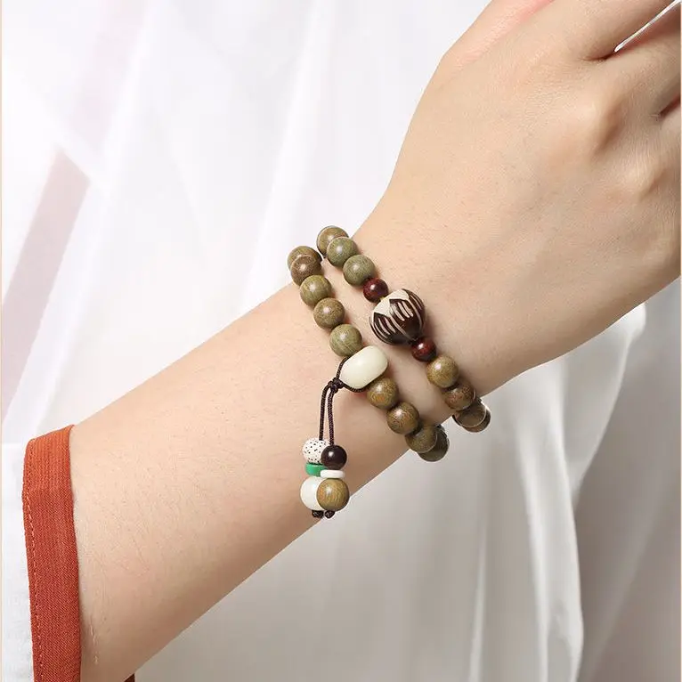 

SNQP Lingyue Pavilion Green Sandalwood Bracelet Holding Ethnic Style Men's And Women's Literary Play White Jade Bodhi Root