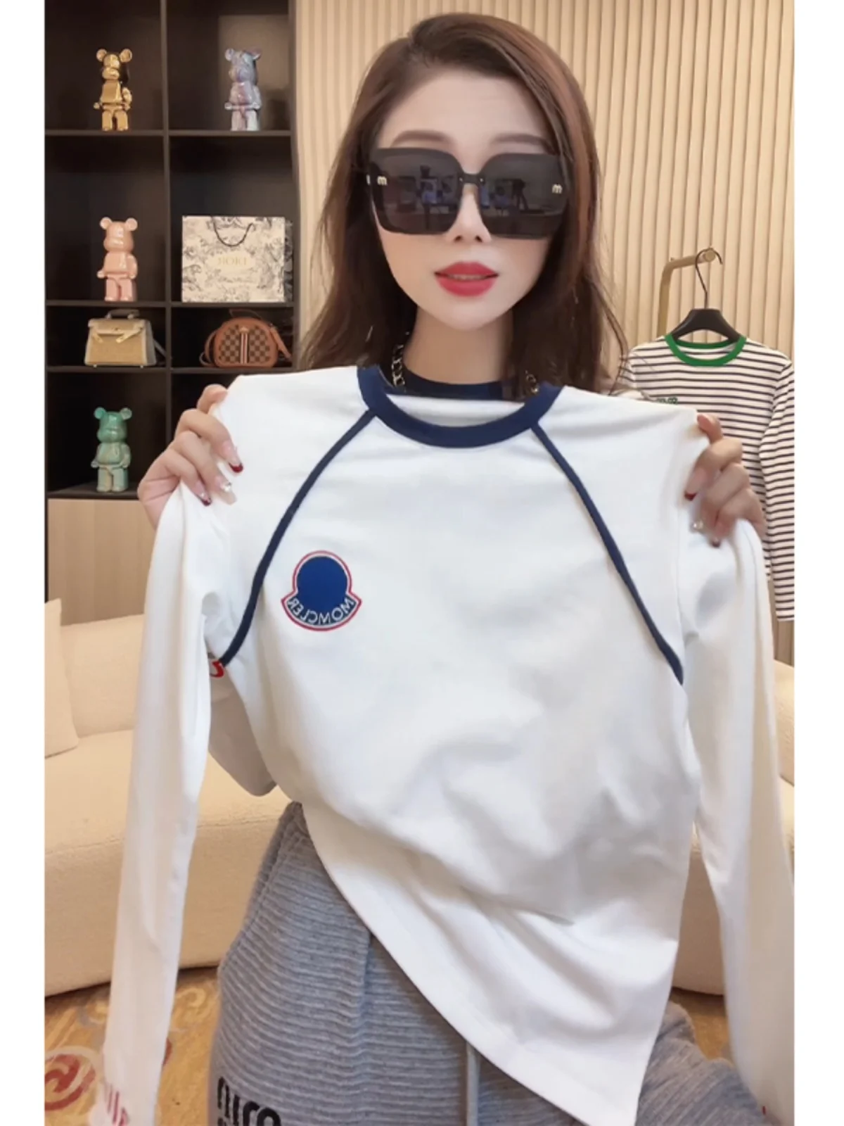 Женская нижняя рубашка контрастного цвета с круглым вырезом осень 2023 новая