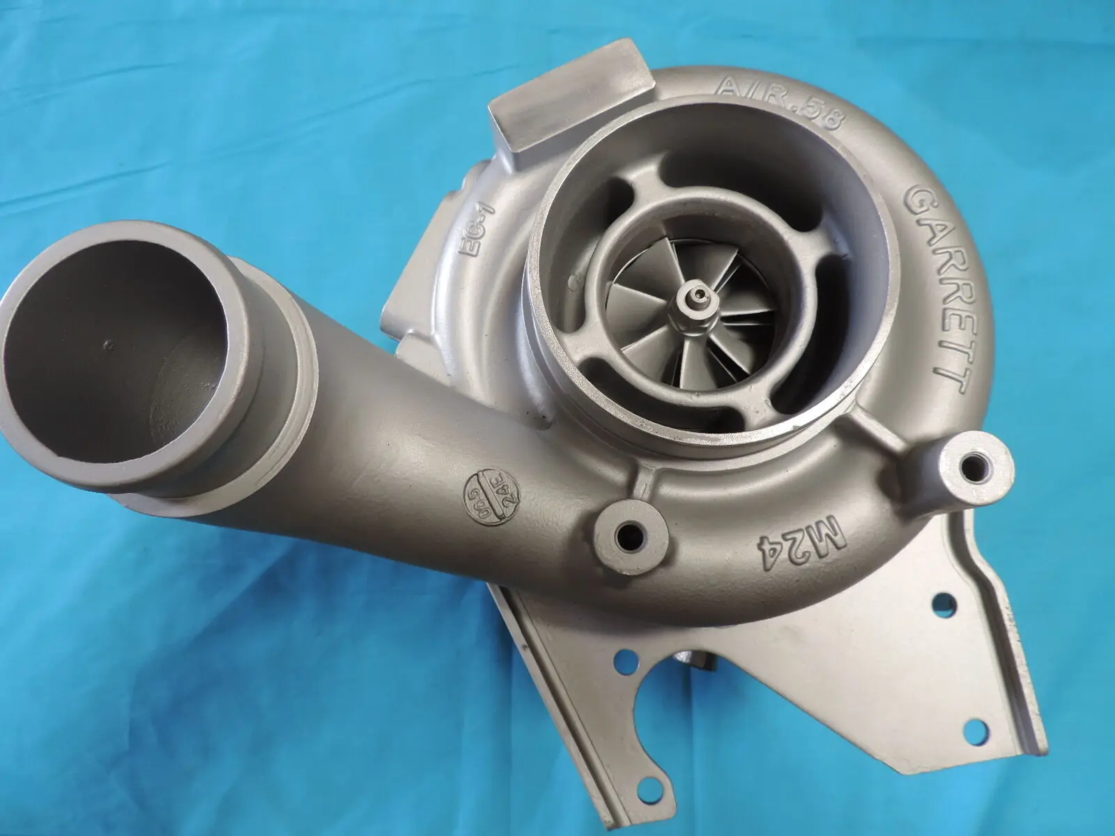 

For Hino 268 Ranger UD Truck JO8E GT4082KLNV Garrett Genuine OEM Turbo Turbocharger