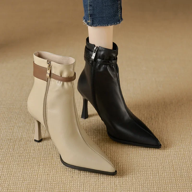 Женские короткие ботильоны с поясом и бахромой однотонные черные ботинки острым