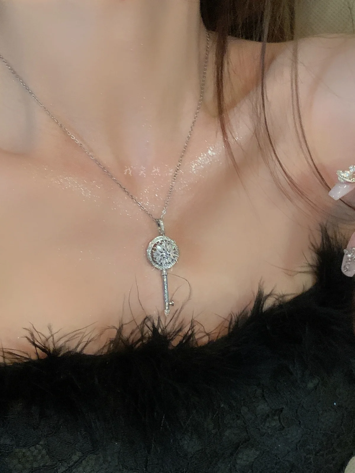 Вращающееся ожерелье с ключом полный кристаллов женское дизайнерское